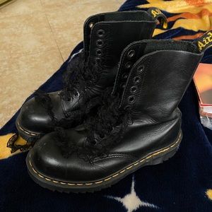 DOC MARTENS/DR MARTENS